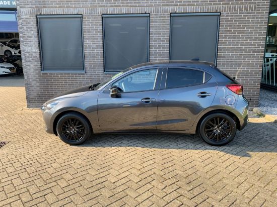 Afbeeldingen van Mazda 2