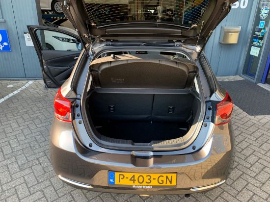 Afbeeldingen van Mazda 2