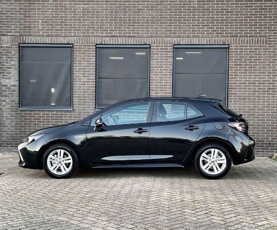 Afbeeldingen van Toyota Corolla Hatchback Hybrid