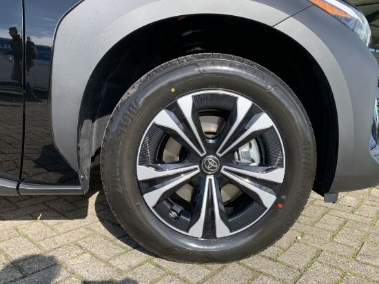 Afbeeldingen van Toyota bZ4X