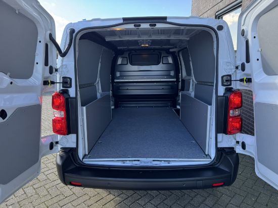 Afbeeldingen van Toyota ProAce Long Worker