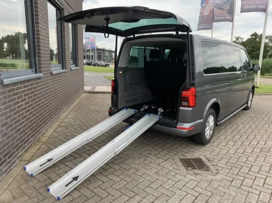 Afbeeldingen van VW Caravelle 8-personenbus (verlengd)