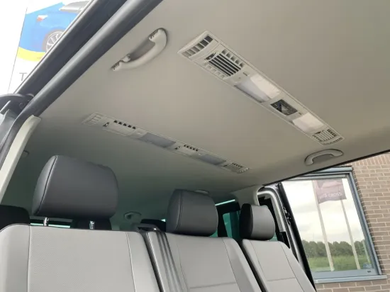 Afbeeldingen van VW Caravelle Rolstoelbus (verlengd)