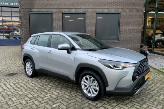 Afbeeldingen van Toyota Corolla Cross hybrid